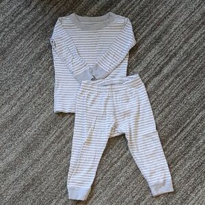 Hanna Andersson "moon and back" Striped Gray Pajama Set
